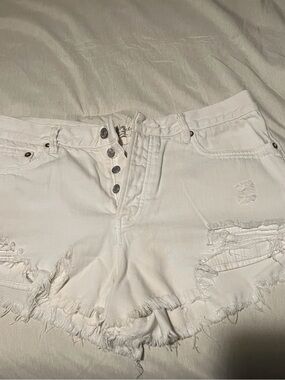 Free People white denim shorts 31
